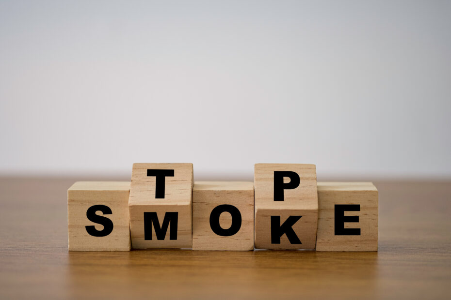 Flipping wooden cubes block which print screen stop smoking to good health condition