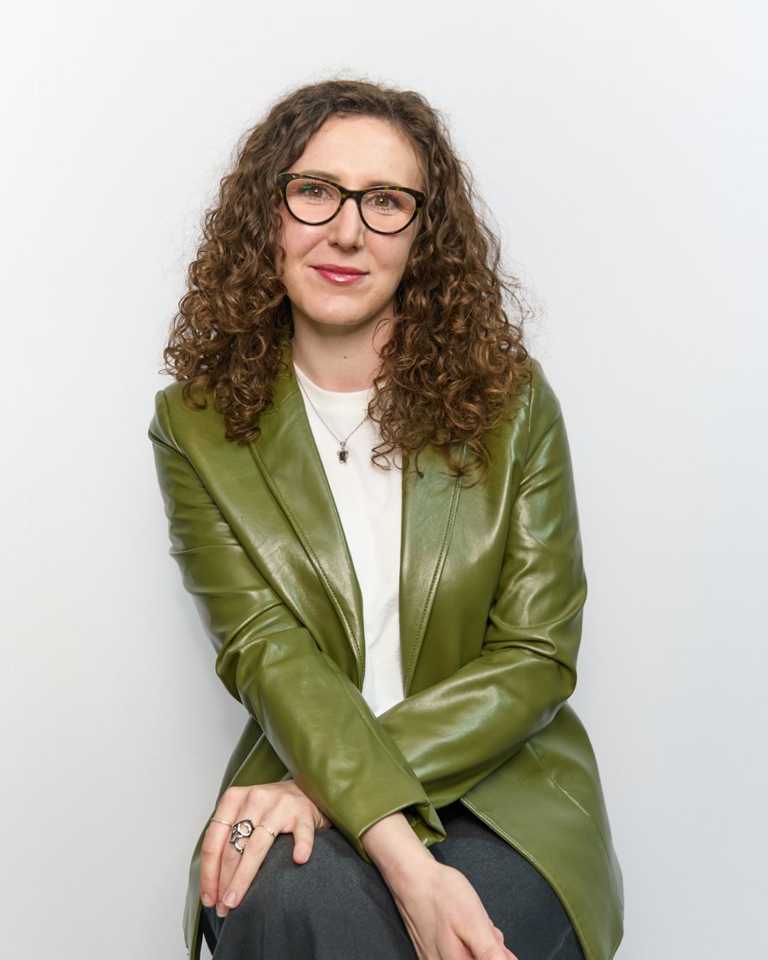 Julia Toth - OHE