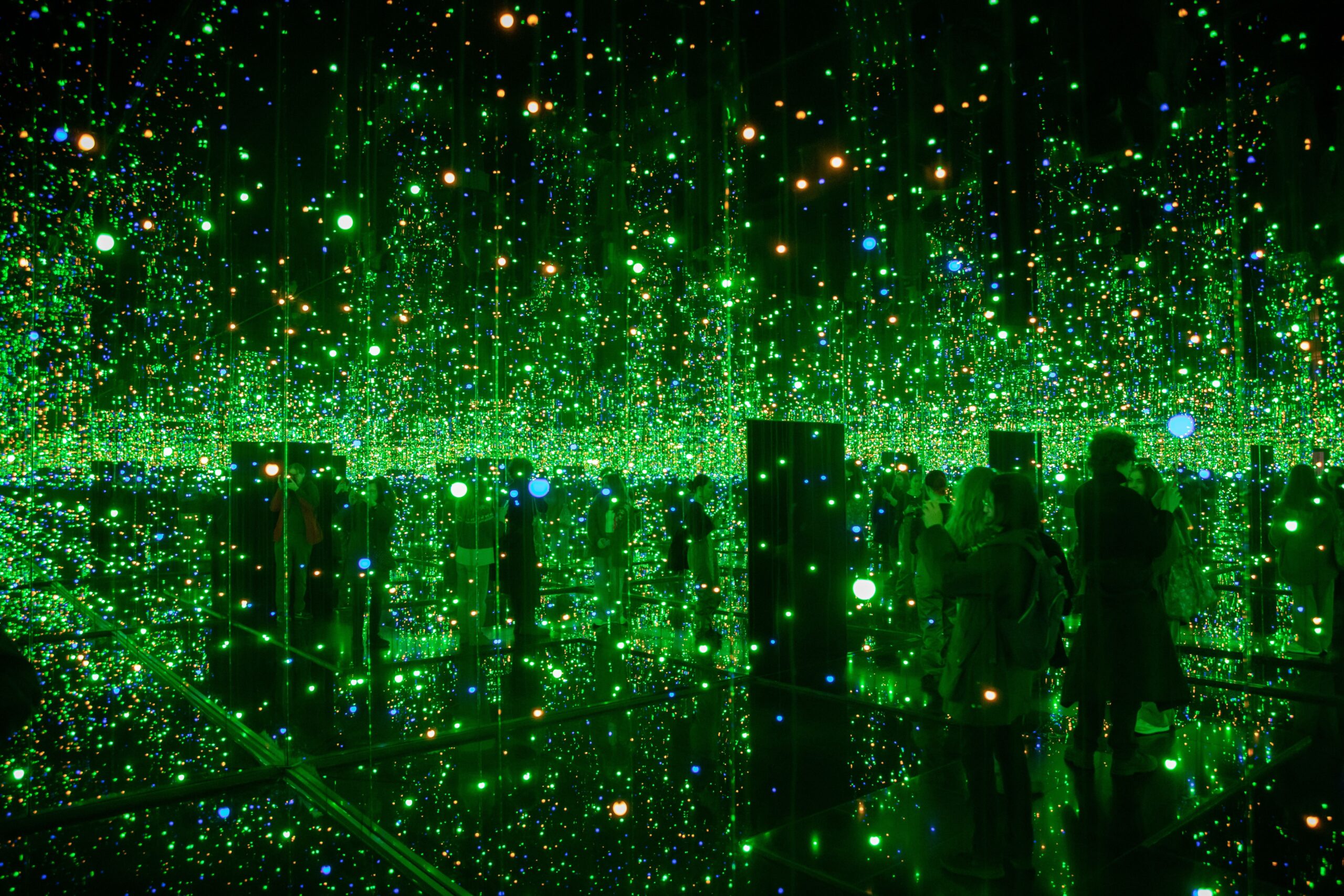 Yayoi Kusama's infinity mirror rooms at the Tate gallery